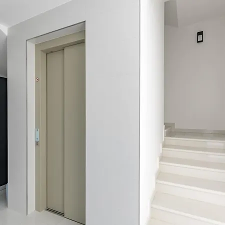 Pool With Sea View - Happy Apartment Crikvenica