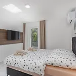 Apartmán Pool *