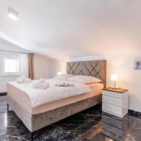 Apartment Pool Crikvenica