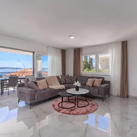 Apartment Pool Crikvenica