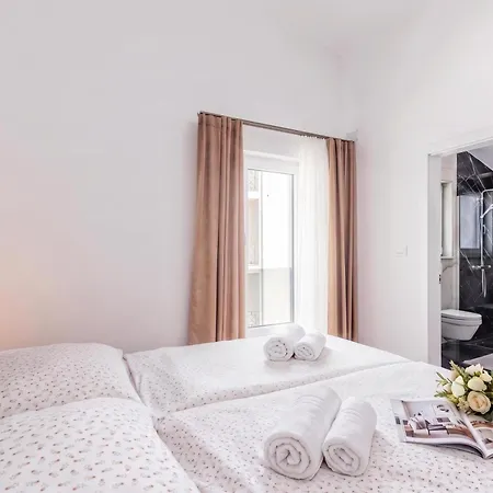 Pool Apartment Crikvenica